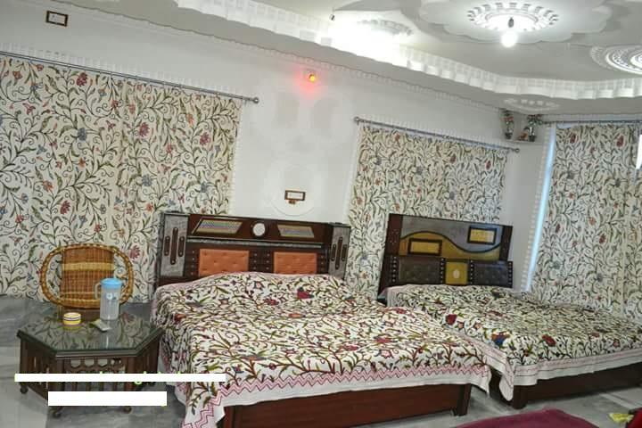 Grand Rooma Srīnagar Exterior foto